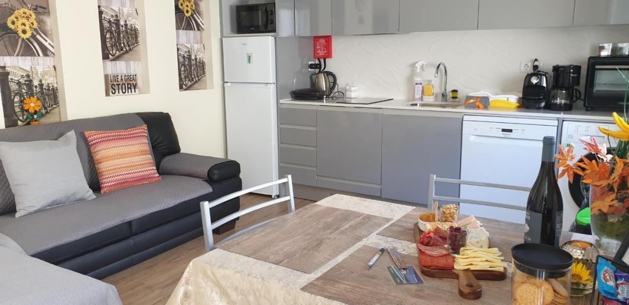Al Santiago T1 Apartment Виана до Кастело Екстериор снимка
